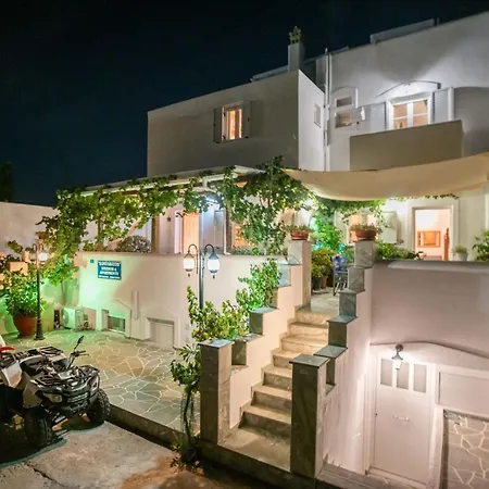 Three Bedroom 7-9 Adults First Floor Lejlighed