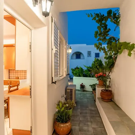Апартаменты Three Bedroom 7-9 Adults First Floor
