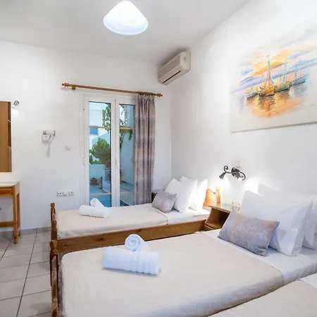 Three Bedroom 7-9 Adults First Floor *